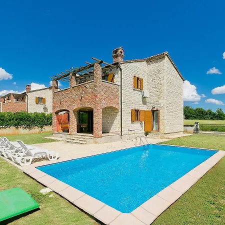 Сasa de vacaciones Holiday Lorica Juršići